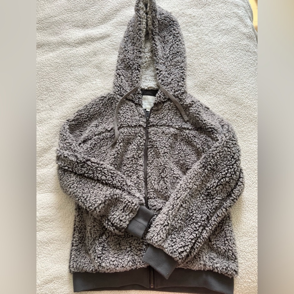 Thread + Supply Jacket Womens Medium Grey Fuzzy Cozy Knit Fleece Teddy Full Zip